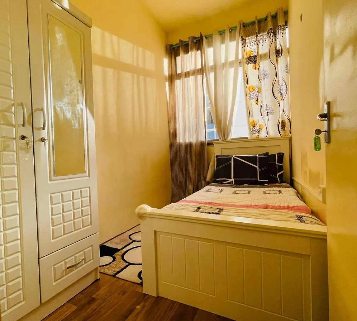 Homestay Vogue Inn Abu Dhabi